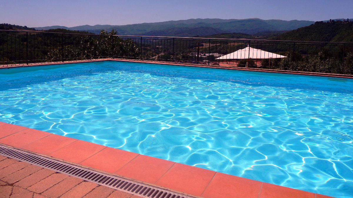 Agriturismo Poppiena Piscina 1